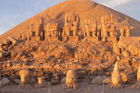 DAILY TOUR TO GOBEKLITEPE FROM ISTANBUL